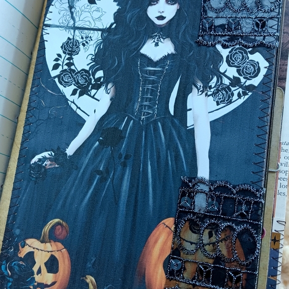 Spooky Goth Babe 🖤 Junk Journal - Picture 10 of 13